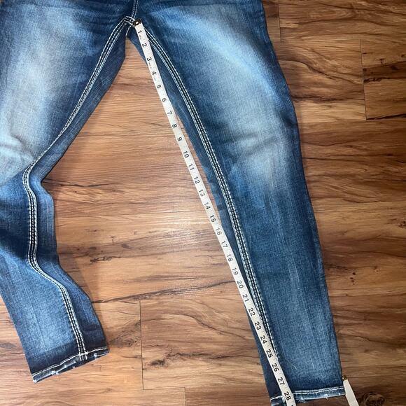 Mid Rise Rock Revival Jeans Liri Size 27 Easy Ankle Skinny Sequin Studded - Picture 12 of 12